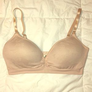 Jessica Simpson nursing bra